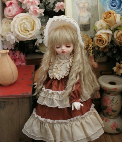 Palace maid dress for blythe - palace,
